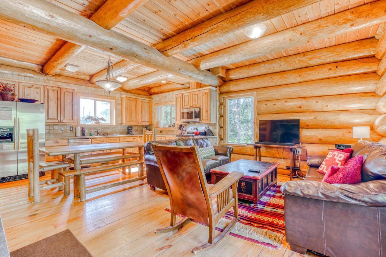 Skiing Bear Chalet กัฟเวิร์นเมนท์แคมป์ ภายนอก รูปภาพ