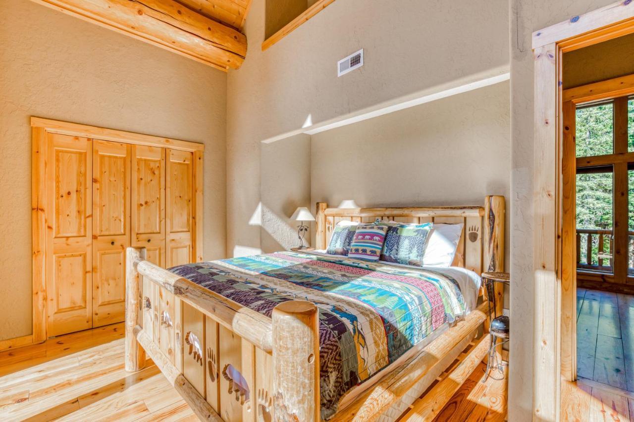 Skiing Bear Chalet กัฟเวิร์นเมนท์แคมป์ ภายนอก รูปภาพ